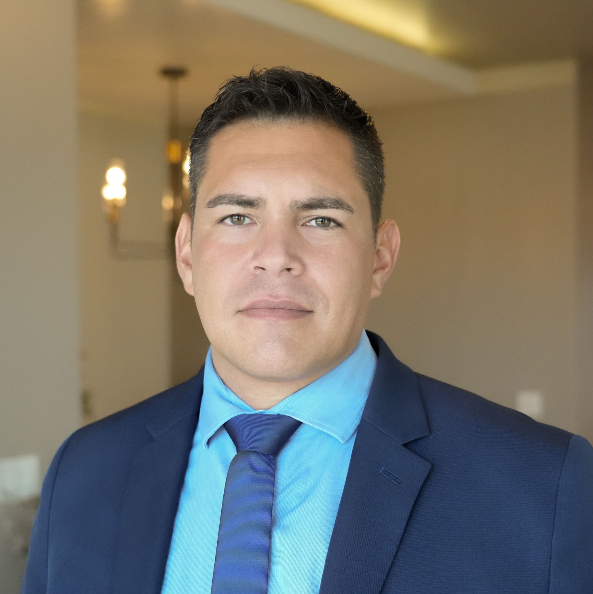 Manny Patino - Top realtors in New Mexico with excellent negotiation skills